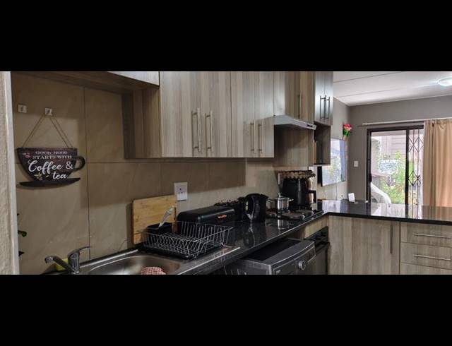 2 BEDROOM TOWNHOUSE FOR SALE IN GOEDEBURG